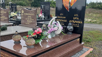 Nagrobek granitowy – realizacja Zakładu Kamieniarskiego Torbiczuk